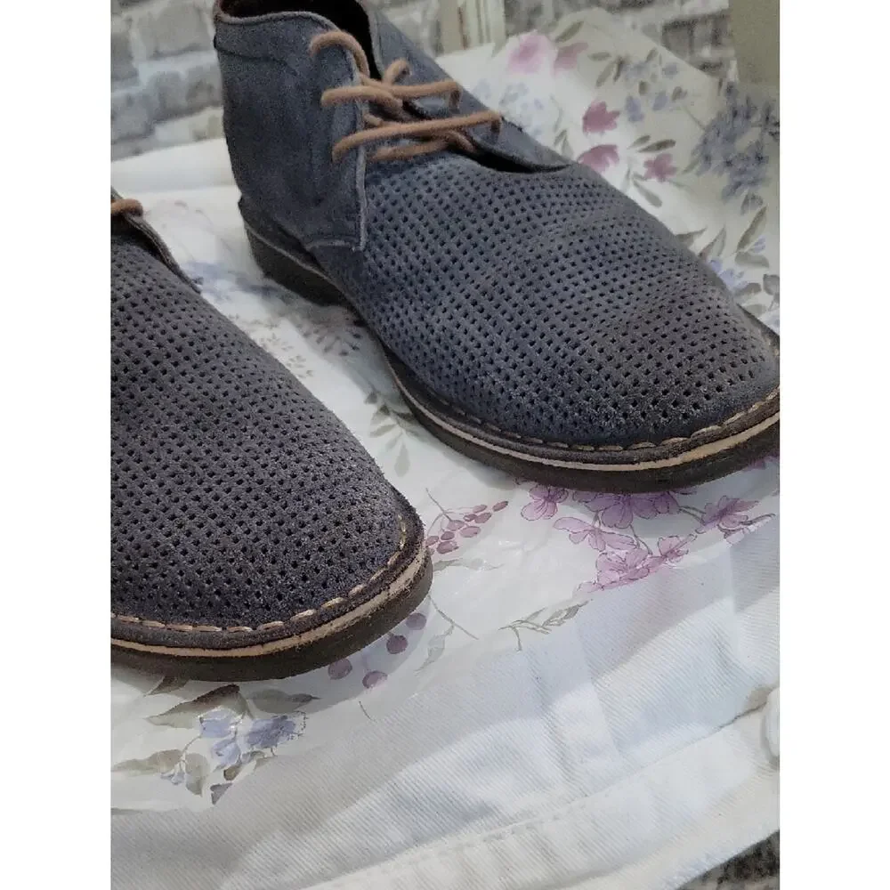 Kenneth Cole Reaction Desert Hill Gray Suede Perforated Chukka Boots Mens Sz 10M